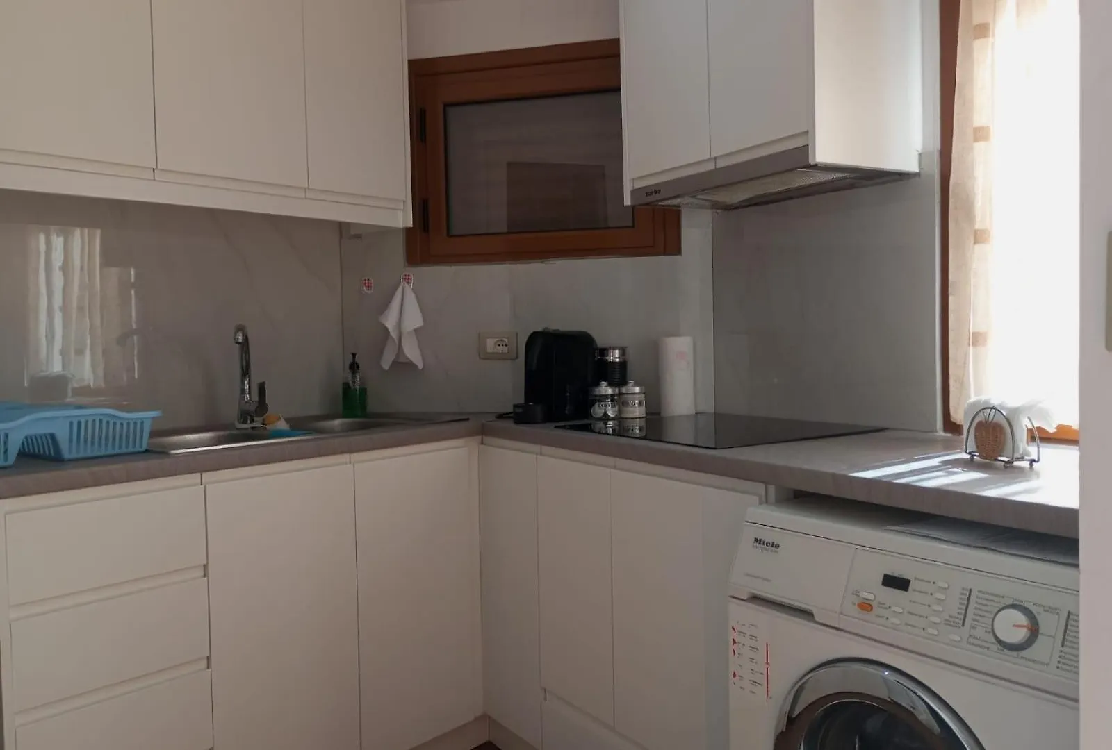 Mario Rooms Sarande Albania